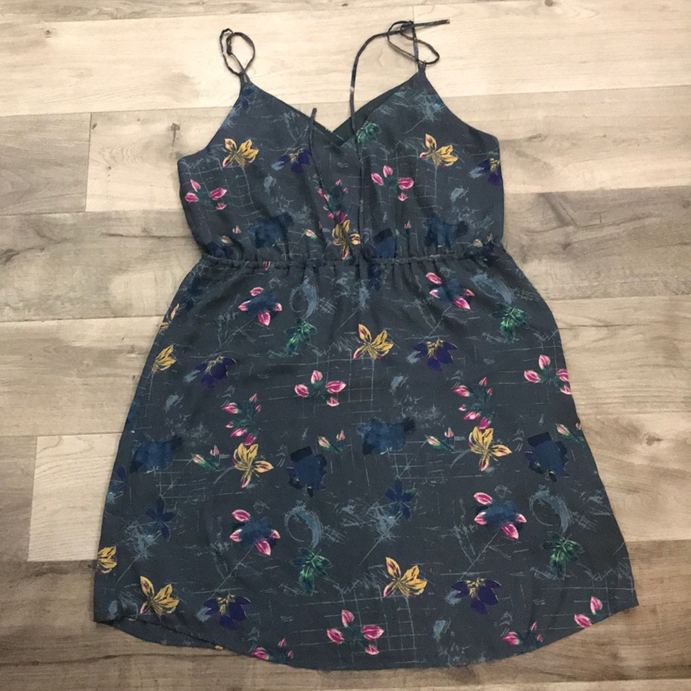 Babaton dress size L.